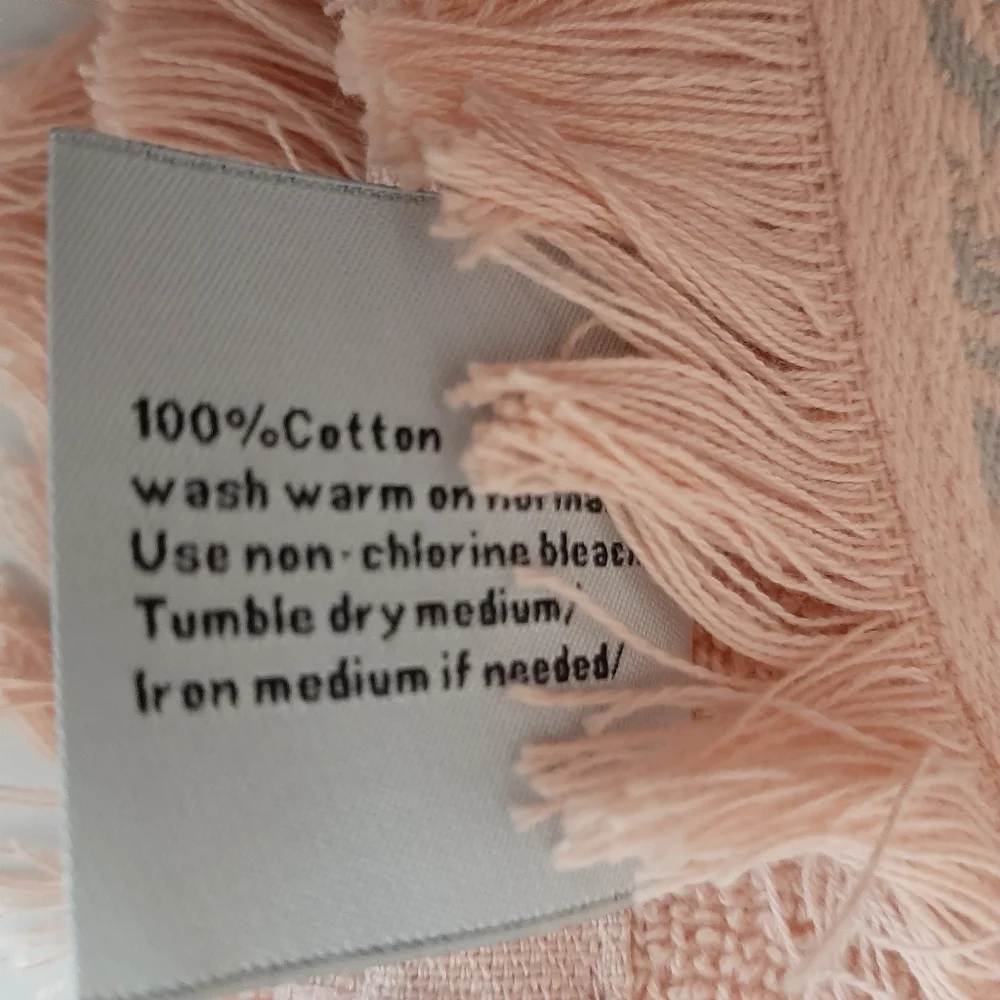 MUNDU Floral Cotton Hand Towels Pair